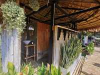 ชิดลม - ชมฝาย คาเฟ่บรรยากาศดีริมทาง