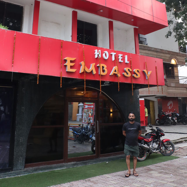 Hotel Embassy