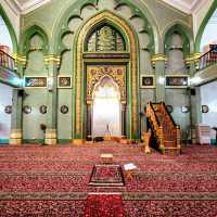 Masjid Sultan: A Golden Dome of Faith