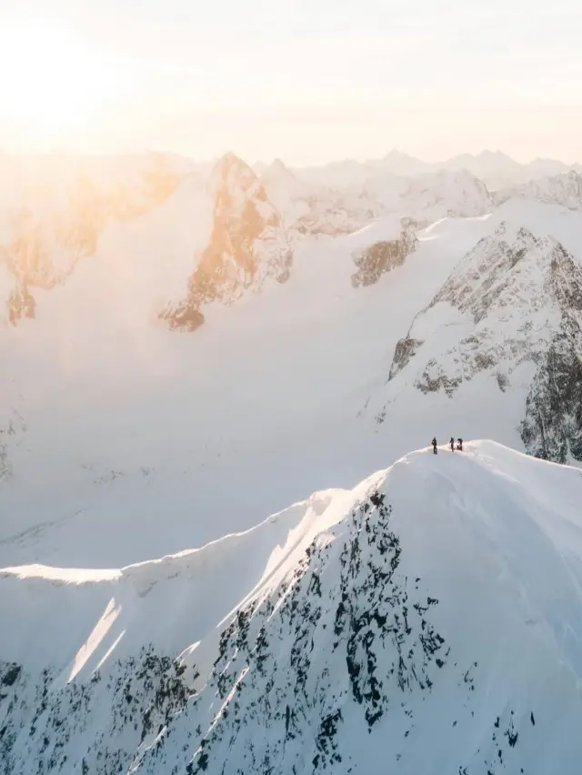 Skiing in Valais Wallis: Where Snow Dreams Come True