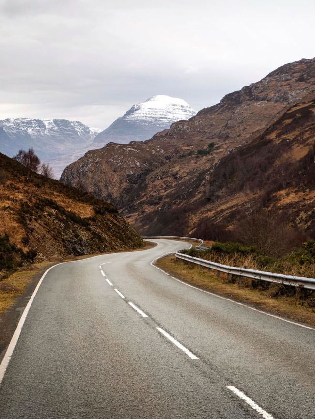 Fall in love with the roads of Scotland 🚗