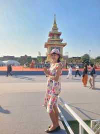  พระเขี้ยวแก้ว  ที่ท้องสนามหลวง