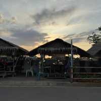 ครัวลุงหล่อ ร้านเด็ดอ่างทอง