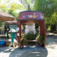 ตลาดน้ำ 3 วัง จ.ชลบุรี