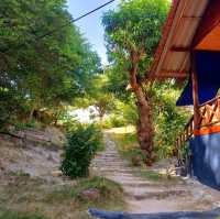 泰國麗貝島著名度假村以及專屬海灘:Beach Lipe Resort麗貝海灘度假村，獨立小木屋，果凍玻璃海，用trip.com預定能享受優惠
