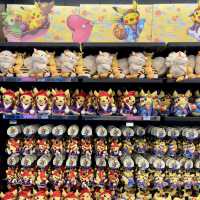 沖繩Pokemon Center-大型風速狗及椰樹蛋店外迎賓