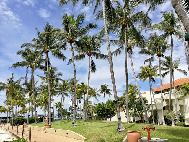 A Day in Paradise: Discovering the Scenic Beauty of Shangri-La Tanjung Aru