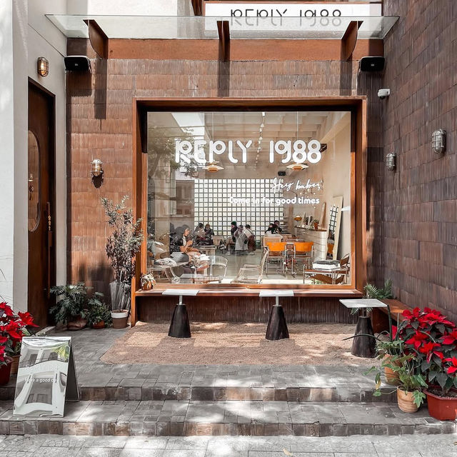 Reply 1988 Cafe