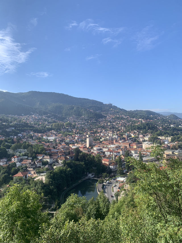 Feeling active? 🥾 Sarajevo viewpoint Hike got you covered 😍