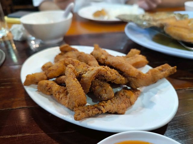 ร้านเป๋นปลาเป็น นครพนม