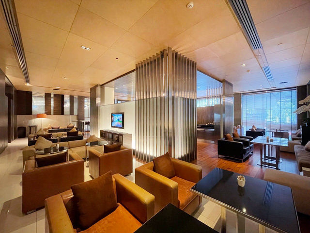 Luxury hotel lounge in Bangkok!