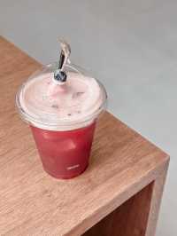 คาเฟ่สระบุรีสุดมินิมอล qoofe ☕️🍞