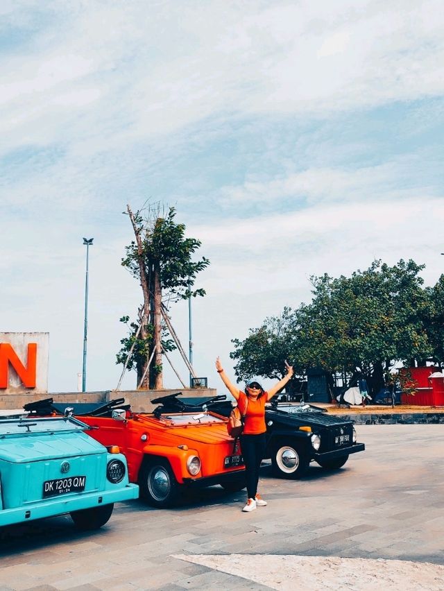 A UNIQUE EXPERIENCE RIDING CLASSIC CARS IN BALI.