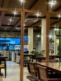 ร้านอาหารริมทะเลบางแสน บรรยากาศดีสุดๆ