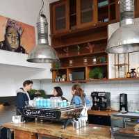 Decent cafe