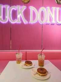 【バンコク】カラフルで可愛いドーナツ屋さん🍩