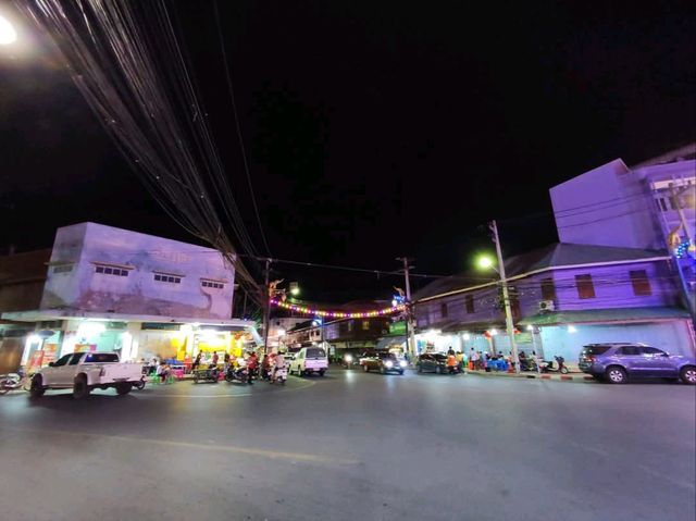 ร้านน้ำเต้าหู้เก่าแก่เจ้าดังย่านสะแกกรัง