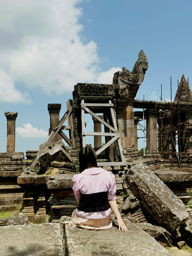 "Prasat Preah Vihear: Cambodia’s Temple in the Sky ☁️"