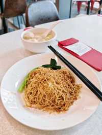 Nanyang Cafe, a popular local food cafe with cozy ambience!
