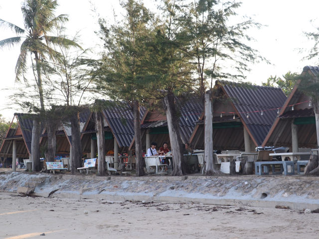 ร้านอาหารตาลเดี่ยว