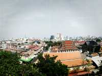 ทำบุญ ชมวิวที่วัดภูเขาทอง