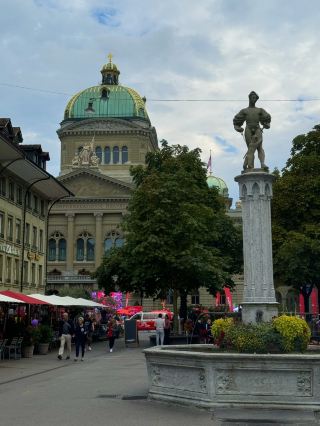 Bern, the capital of Switzerland and full of medieval European charm🏰