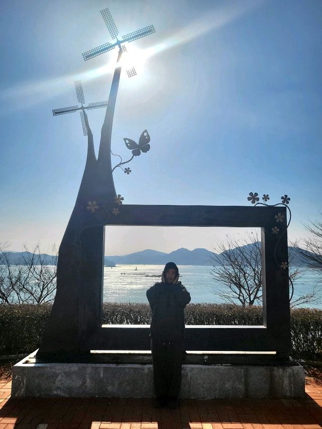 대형풍차존이 있는 사천 오션뷰공원