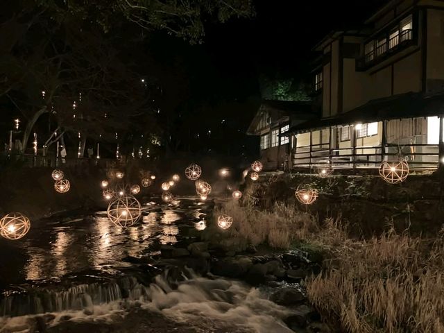 黑川溫泉鄉一日散策，浪漫的湯明點燈