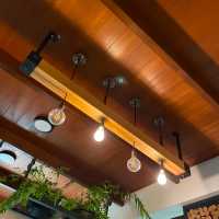 Good Vibes Cafe คาเฟ่ที่เต็มไปด้วยบรรยากาศดี ๆ