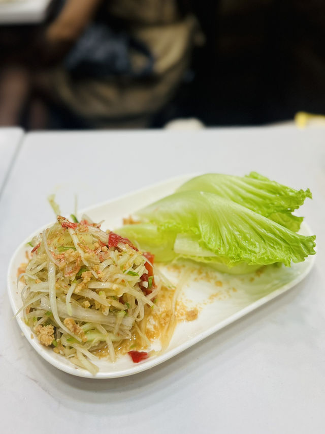 旺角鬧市間圪立不倒泰菜小館🇹🇭