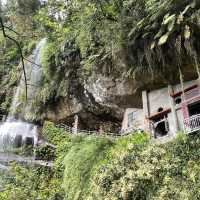 新店半日輕旅行｜瀑布秘境×復古美食×逛街散步一次滿足