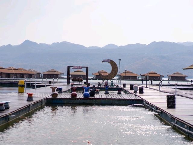 อนันตรา กาญจนบุรี (Ananta River Hills Resort) 