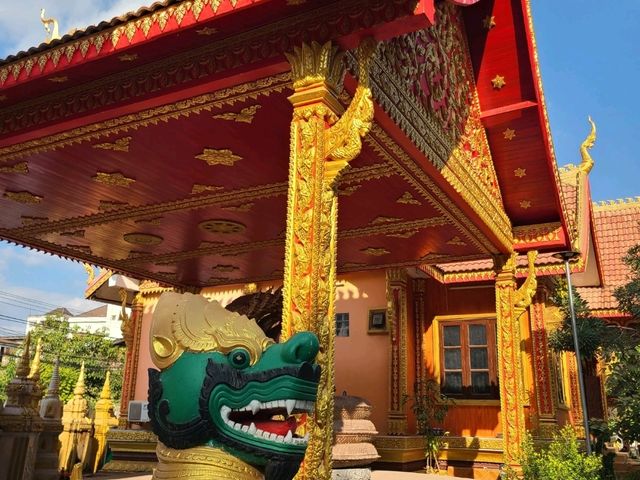 Laos Temple Beauty