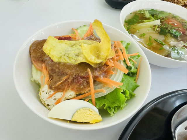 ไก่ย่างจีระพันธ์ ต้นตำรับไก่ย่างเจ้าดัง