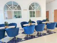 ชเลิสส์ลิ  ร้านอาหารและคาเฟ่