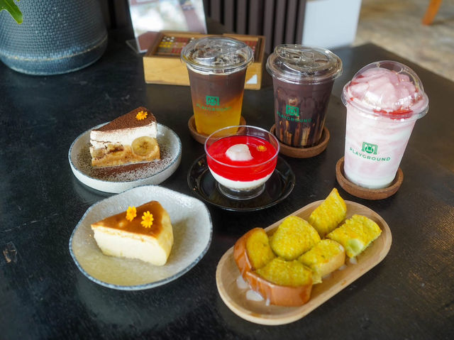  Playground cafe