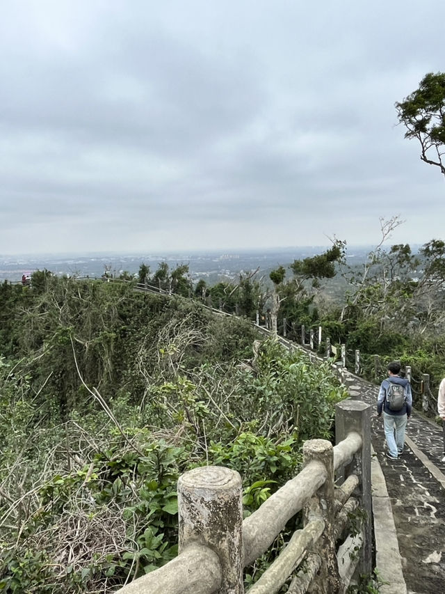Discovering Hainan’s Ancient Volcanoes at Leiqiong Geopark 🌋