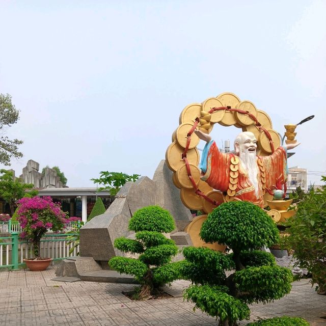 Uncover Ultimate Neighborhood in Hoi An and Ho Chi Minh