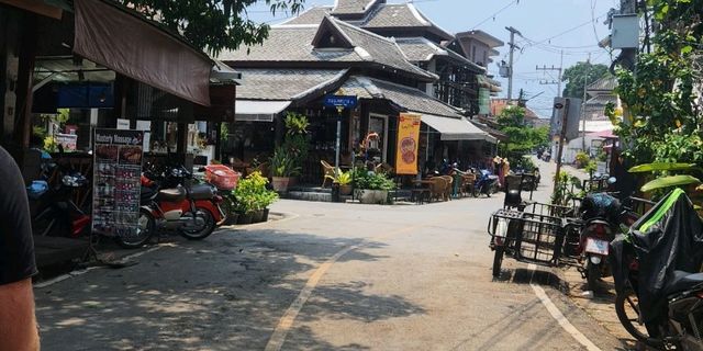 city walk at Pai Thailand!