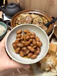 A 30-Year Journey of Perfecting the Broth: En Yeoh’s Bak Kut Teh