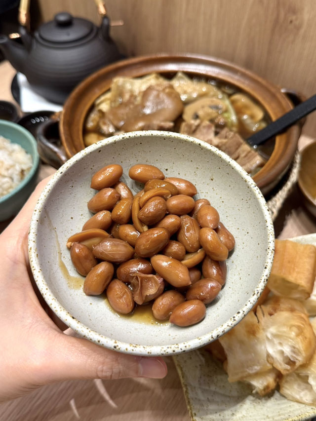 A 30-Year Journey of Perfecting the Broth: En Yeoh’s Bak Kut Teh