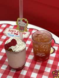 明洞hello kitty咖啡廳🍎☕️