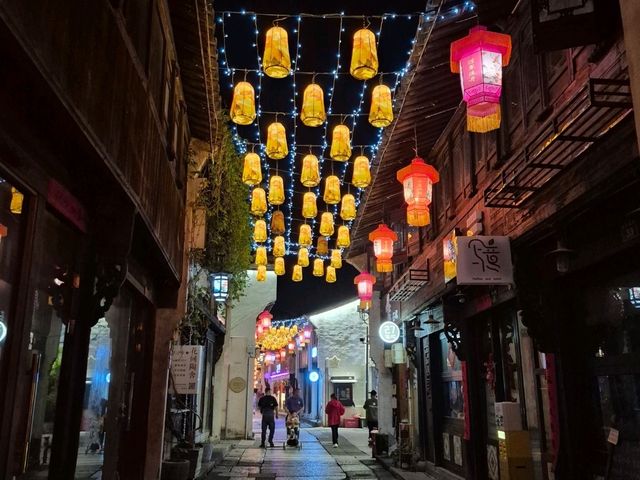 เที่ยวไห่หนิงยามค่ำคื่น เขตประวัติศาสตร์⛩️