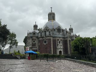 瓜達露佩聖母聖殿 Basílica de Santa María de Guadalupe