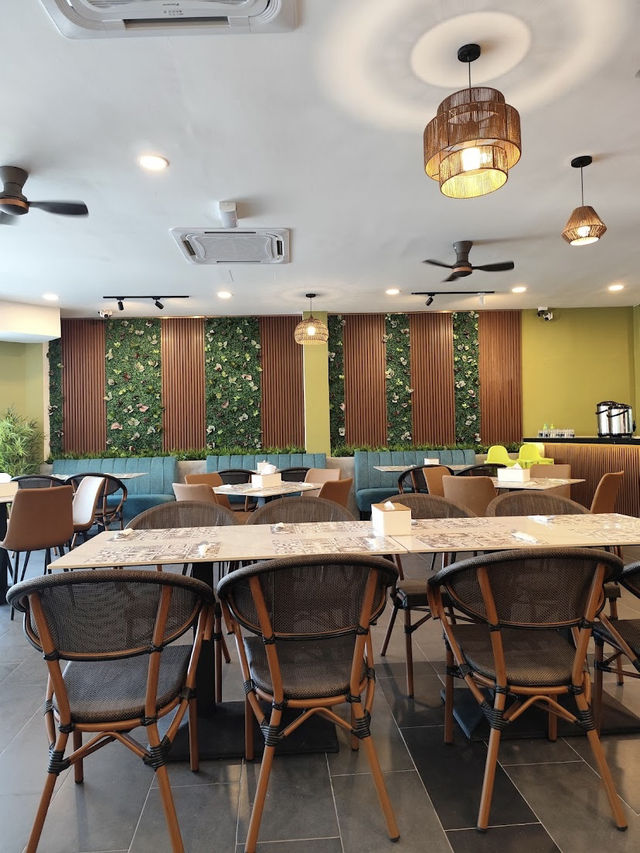 DINDA & SONS Port Dickson, Nostalgic Flavors in a Cozy Setting