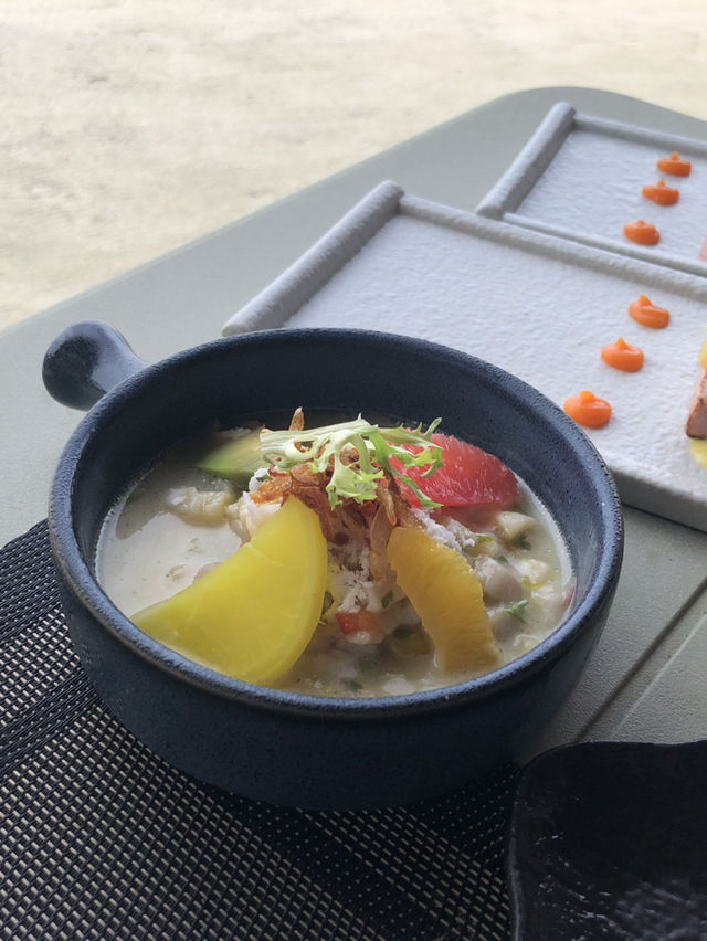 🥂 햇살 아래 즐기는 몰디브 럭셔리 런치 & 와인 페어링 🌴