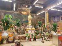 สักการะเจ้าแม่กวนอิมศักดิ์สิทธิ์เมืองแปดริ้ว
