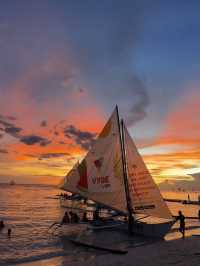 Manila, Philippines — The Most Beautiful Sunset I’ve Ever Caught! 🌇