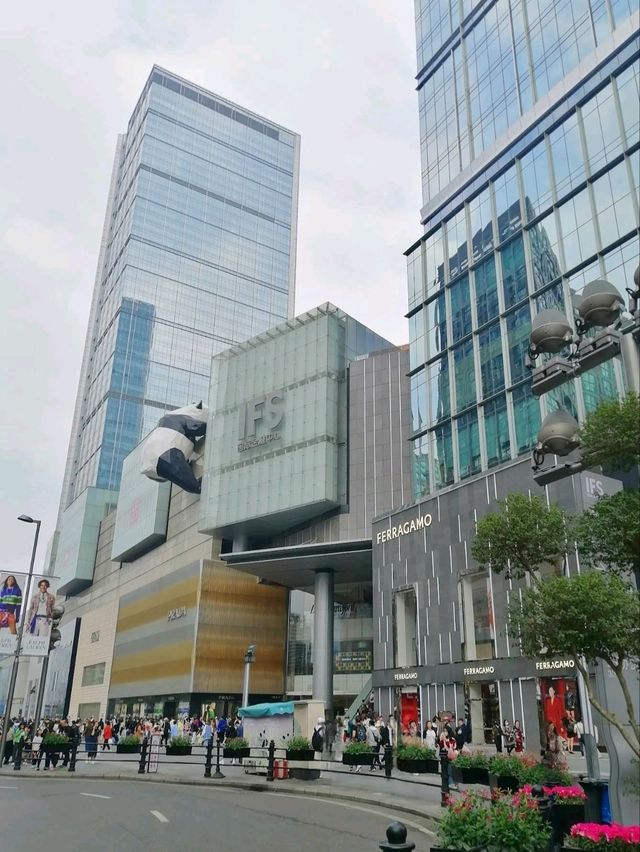 🏙️ : Chunxi Road เที่ยวเฉินตู จีน