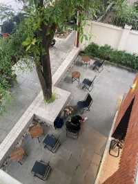 HOW Cafe